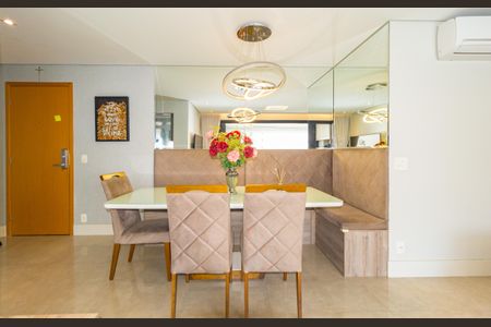 Sala de Jantar de apartamento à venda com 2 quartos, 92m² em Vila Regente Feijó, São Paulo