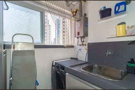 Apartamento à venda com 92m², 2 quartos e 2 vagasÁrea de Serviço