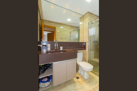 Apartamento à venda com 92m², 2 quartos e 2 vagasBanheiro - Social