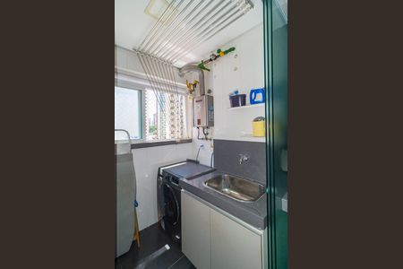 Apartamento à venda com 92m², 2 quartos e 2 vagasÁrea de Serviço