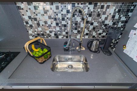 Apartamento à venda com 92m², 2 quartos e 2 vagasDetalhe - Cozinha