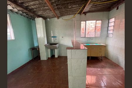 Casa para alugar com 70m², 2 quartos e sem vaga Casa para alugar com 70m², 2 quartos e sem vagaCozinha e Área de Serviço