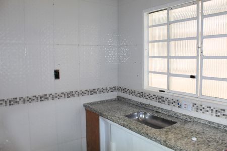 Cozinha de casa para alugar com 2 quartos, 70m² em Jardim Nossa Senhora das Gracas, Cotia