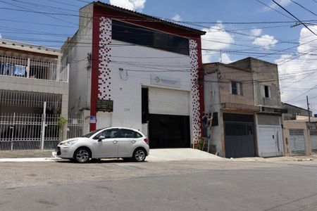 Apartamento para alugar com 49m², 2 quartos e sem vaga Apartamento para alugar com 49m², 2 quartos e sem vagaFachada