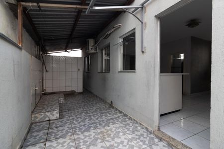 Apartamento para alugar com 49m², 2 quartos e sem vaga Apartamento para alugar com 49m², 2 quartos e sem vagaÁrea de Serviço