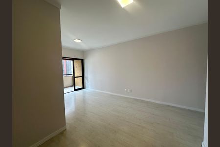 Apartamento à venda com 90m², 3 quartos e 2 vagasSala