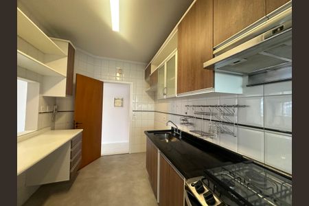 Apartamento à venda com 90m², 3 quartos e 2 vagasCozinha