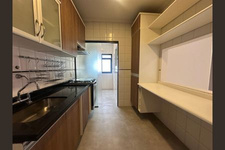 Apartamento à venda com 90m², 3 quartos e 2 vagasCozinha