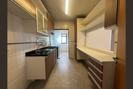 Apartamento à venda com 90m², 3 quartos e 2 vagasCozinha