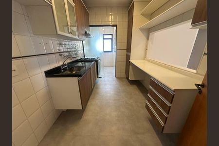 Apartamento à venda com 90m², 3 quartos e 2 vagasCozinha