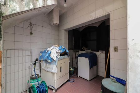 Casa para alugar com 130m², 4 quartos e 2 vagas Casa para alugar com 130m², 4 quartos e 2 vagasLavanderia