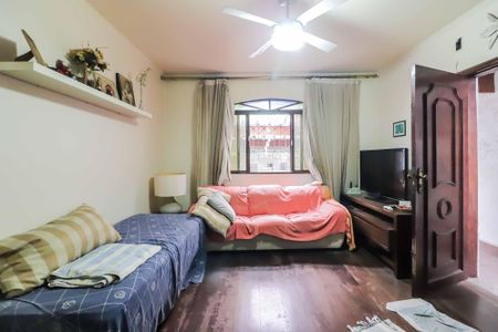 Casa para alugar com 130m², 4 quartos e 2 vagas Casa para alugar com 130m², 4 quartos e 2 vagasSala