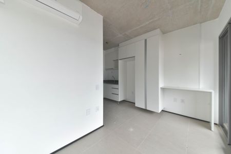 Quarto de kitnet/studio para alugar com 1 quarto, 22m² em Santo Amaro, São Paulo