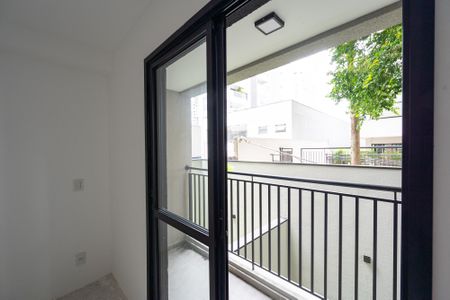 Varanda de kitnet/studio à venda com 1 quarto, 26m² em Vila da Saúde, São Paulo