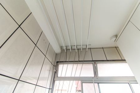 Apartamento à venda com 57m², 3 quartos e 1 vagaÁrea de Serviço