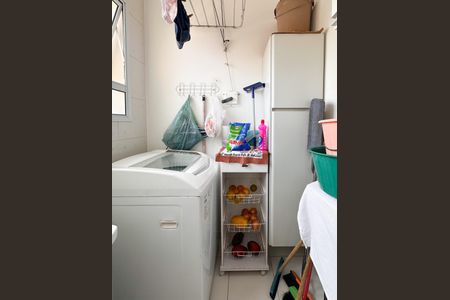 Apartamento para alugar com 65m², 2 quartos e 1 vagaÁrea de Serviço