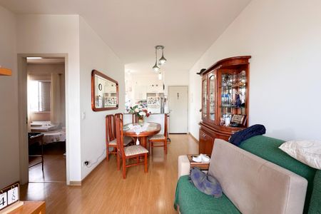 Apartamento para alugar com 65m², 2 quartos e 1 vagaSala