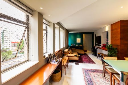 Apartamento para alugar com 110m², 3 quartos e 2 vagas Apartamento para alugar com 110m², 3 quartos e 2 vagasSala