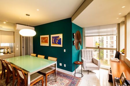 Apartamento para alugar com 110m², 3 quartos e 2 vagas Apartamento para alugar com 110m², 3 quartos e 2 vagasSala