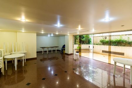 Apartamento para alugar com 110m², 3 quartos e 2 vagas Apartamento para alugar com 110m², 3 quartos e 2 vagasÁrea comum - Salão de festas