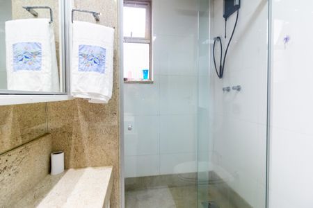 Apartamento para alugar com 110m², 3 quartos e 2 vagas Apartamento para alugar com 110m², 3 quartos e 2 vagasBanheiro da Suíte