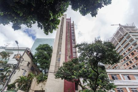 Apartamento à venda com 110m², 3 quartos e 2 vagas Apartamento à venda com 110m², 3 quartos e 2 vagasFachada