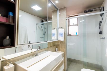 Apartamento para alugar com 110m², 3 quartos e 2 vagas Apartamento para alugar com 110m², 3 quartos e 2 vagasBanheiro da Suíte