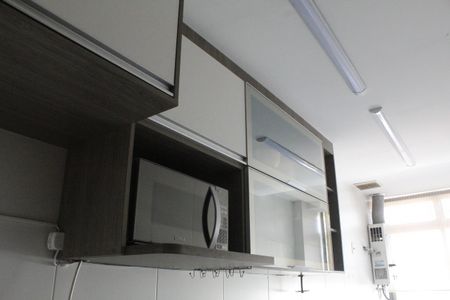 Apartamento para alugar com 68m², 2 quartos e 1 vagaCozinha