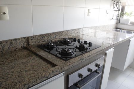 Apartamento para alugar com 68m², 2 quartos e 1 vagaCozinha