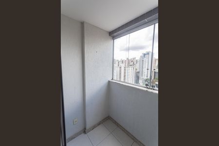 Varanda na Sala de apartamento para alugar com 1 quarto, 45m² em Lourdes, Belo Horizonte