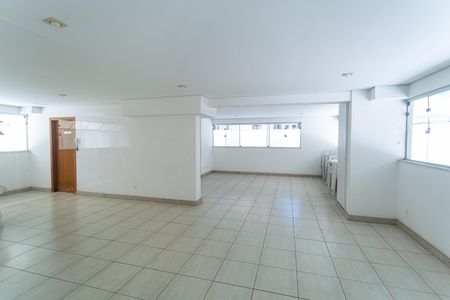 Apartamento para alugar com 45m², 1 quarto e 1 vaga Apartamento para alugar com 45m², 1 quarto e 1 vagaÁrea comum - Salão de festas