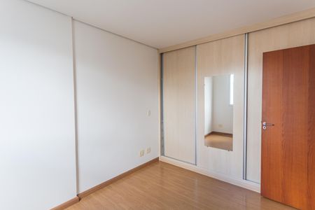 Apartamento para alugar com 45m², 1 quarto e 1 vaga Apartamento para alugar com 45m², 1 quarto e 1 vagaQuarto