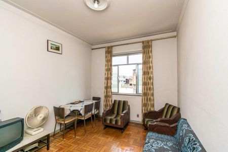 Sala de apartamento para alugar com 2 quartos, 52m² em Olaria, Rio de Janeiro