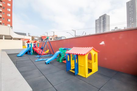 Apartamento à venda com 56m², 2 quartos e 1 vaga Apartamento à venda com 56m², 2 quartos e 1 vagaÁrea comum - Playground