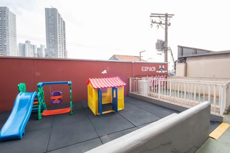 Apartamento à venda com 56m², 2 quartos e 1 vaga Apartamento à venda com 56m², 2 quartos e 1 vagaÁrea comum - Playground