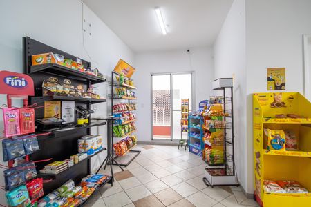 Apartamento à venda com 56m², 2 quartos e 1 vaga Apartamento à venda com 56m², 2 quartos e 1 vagaMercado
