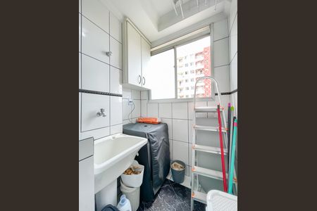 Apartamento à venda com 56m², 2 quartos e 1 vaga Apartamento à venda com 56m², 2 quartos e 1 vagaCozinha e Área de Serviço