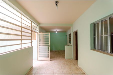 Sala - Casa 1 de casa para alugar com 2 quartos, 200m² em Vila Mangalot, São Paulo