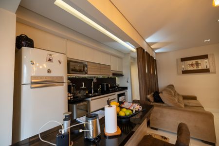 Apartamento à venda com 90m², 2 quartos e 2 vagasSala_cozinha