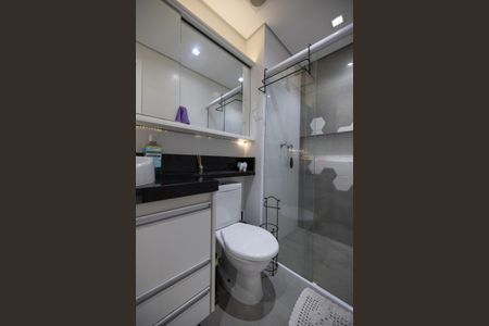 Apartamento à venda com 90m², 2 quartos e 2 vagasBanheiro suite 1