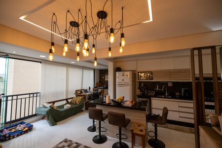 Sala_cozinha de apartamento à venda com 2 quartos, 90m² em Alphaville Empresarial, Barueri