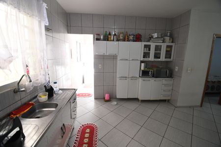 Casa à venda com 110m², 2 quartos e 6 vagasCozinha