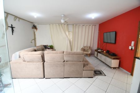 Sala de casa à venda com 2 quartos, 110m² em Parque São Quirino, Campinas