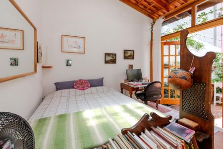 Casa à venda com 176m², 3 quartos e 1 vagaSuíte Reversível