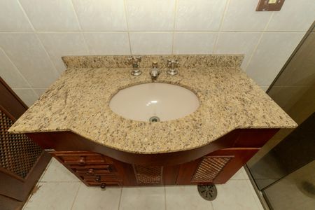 Apartamento à venda com 172m², 4 quartos e 1 vagaBanheiro da Suíte 1