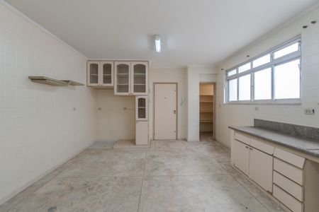 Apartamento à venda com 172m², 4 quartos e 1 vagaCozinha