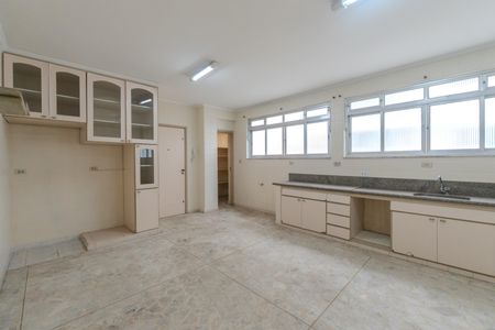 Apartamento à venda com 172m², 4 quartos e 1 vagaCozinha