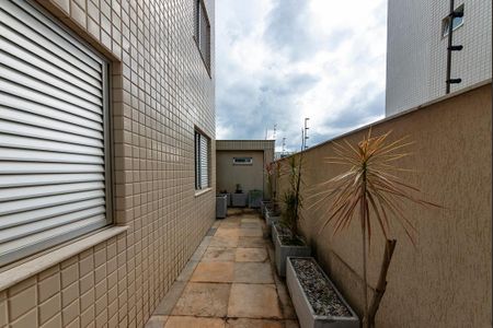 Apartamento à venda com 300m², 3 quartos e 4 vagasVaranda do Escritório