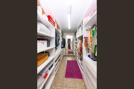Apartamento à venda com 300m², 3 quartos e 4 vagasCloset da suíte 