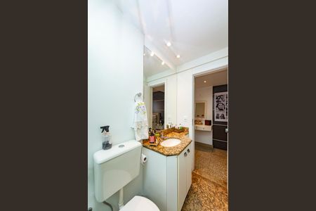 Apartamento à venda com 300m², 3 quartos e 4 vagasBanheiro da Suíte